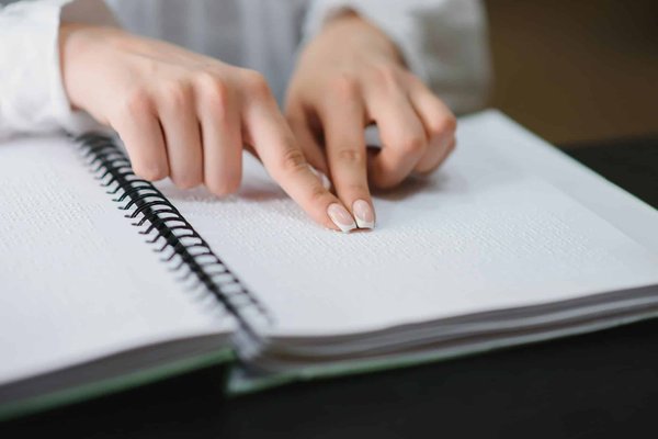 Les codes de déontologie : guides essentiels pour les pratiques professionnelles